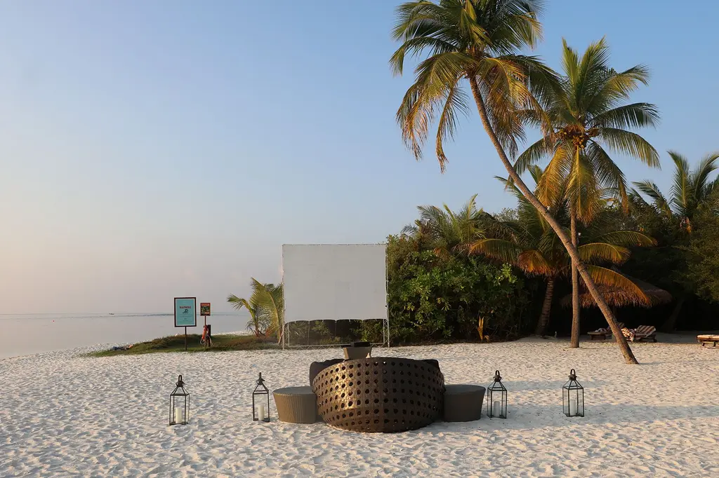 Hideaway Beach Resort & Spa image 12