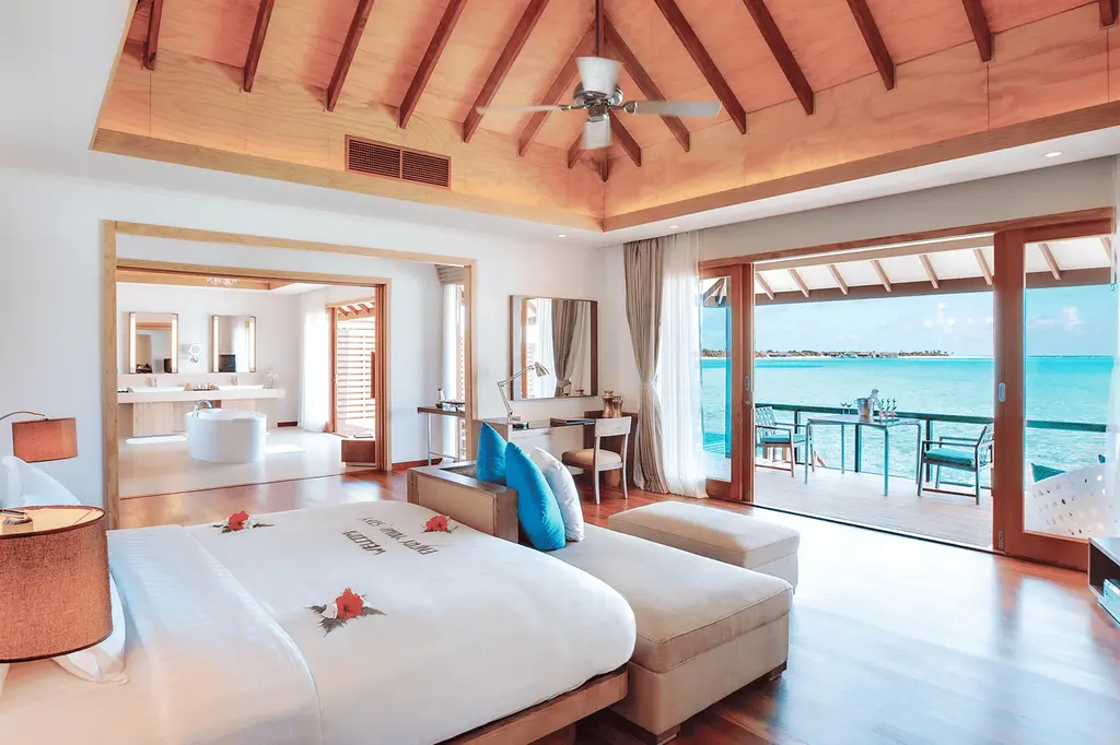Hideaway Beach Resort & Spa image 3