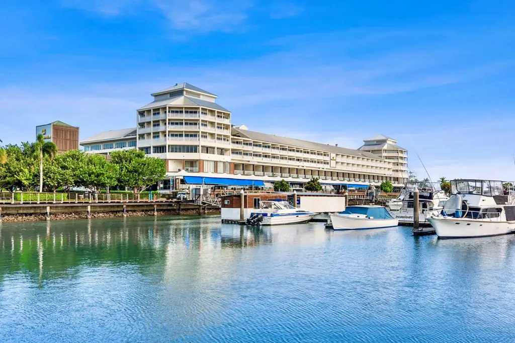 Shangri-La The Marina, Cairns image 2