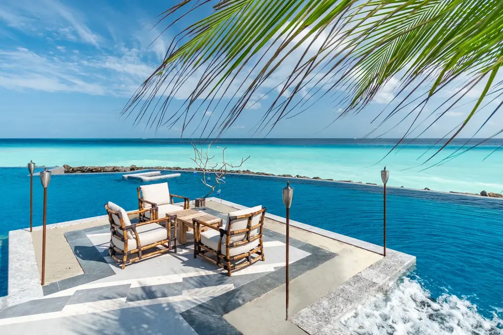 SAii Lagoon Maldives, Curio Collection by Hilton  image 7