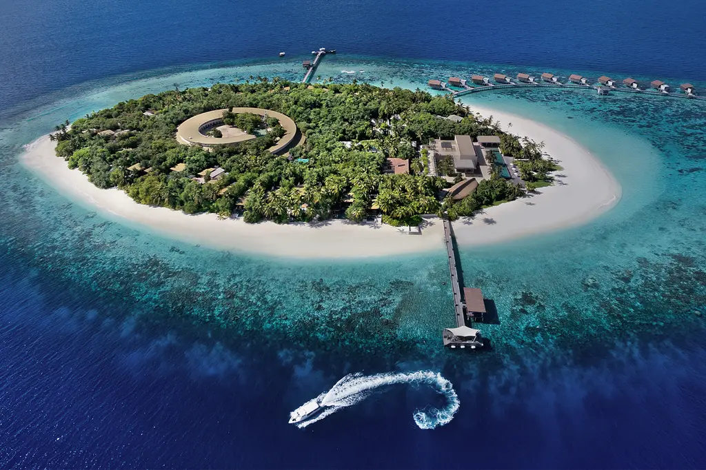 Park Hyatt Maldives Hadahaa image 1