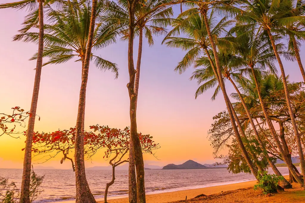 Pullman Palm Cove Sea Temple Resort & Spa image 2