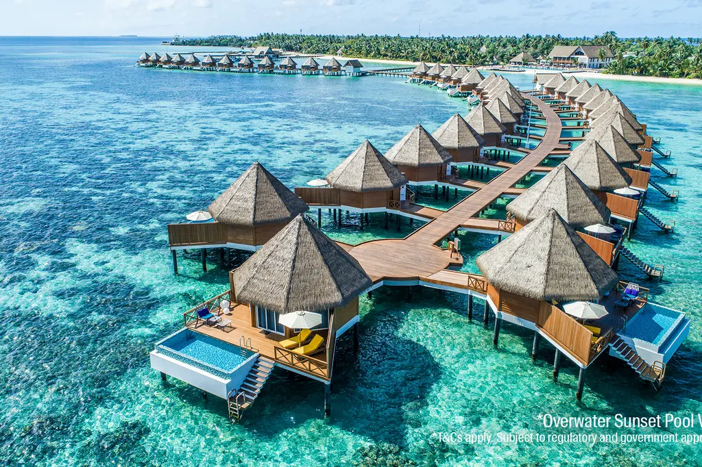 Mercure Maldives Kooddoo Resort image 1