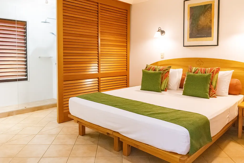 Hibiscus Resort & Spa image 3