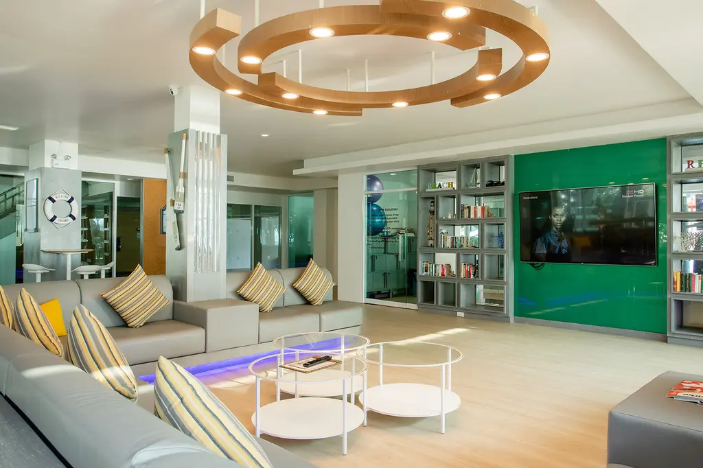 Katathani Phuket Beach Resort image 6