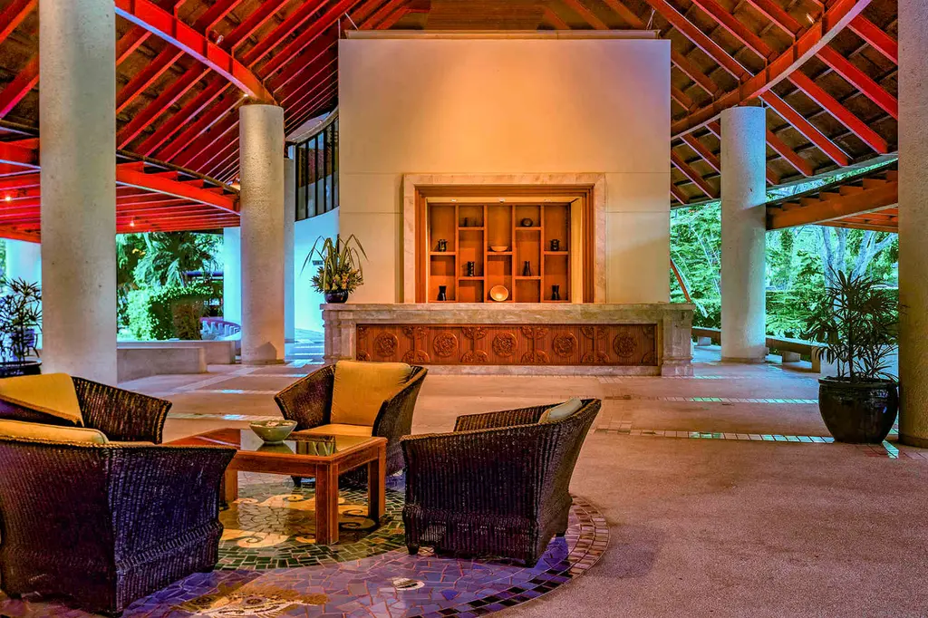 Pullman Phuket Karon Beach Resort image 8