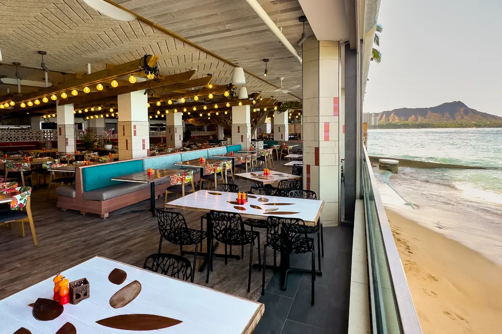 OUTRIGGER Reef Waikiki Beach Resort image 13